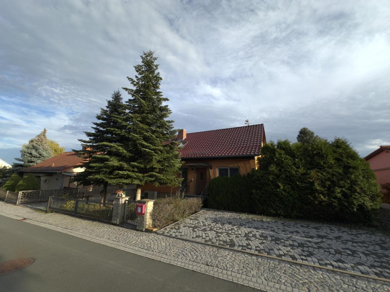Fewo T Und T Gbr — Bad Klosterlausnitz — photo 2