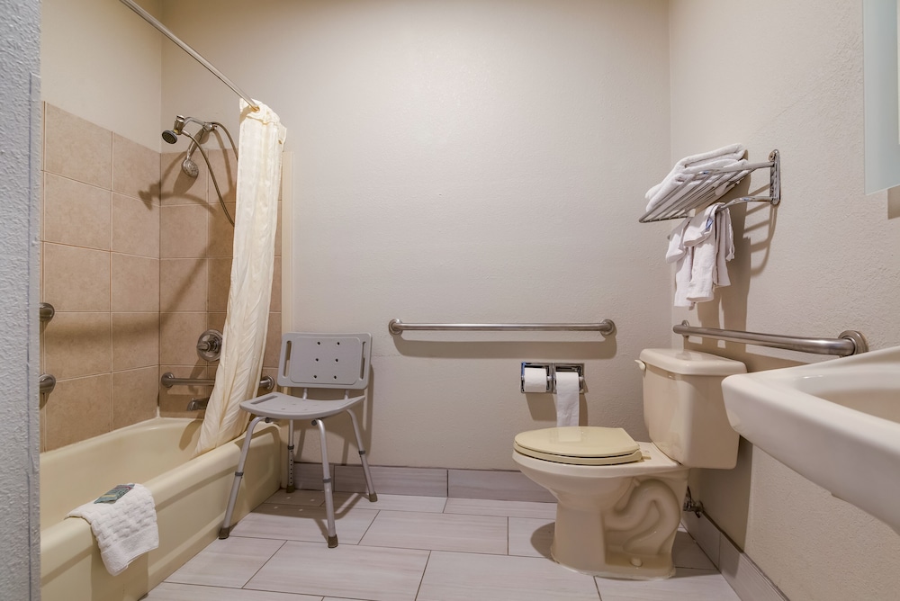 SureStay Plus Hotel by Best Western Topeka Northwest - photo 26