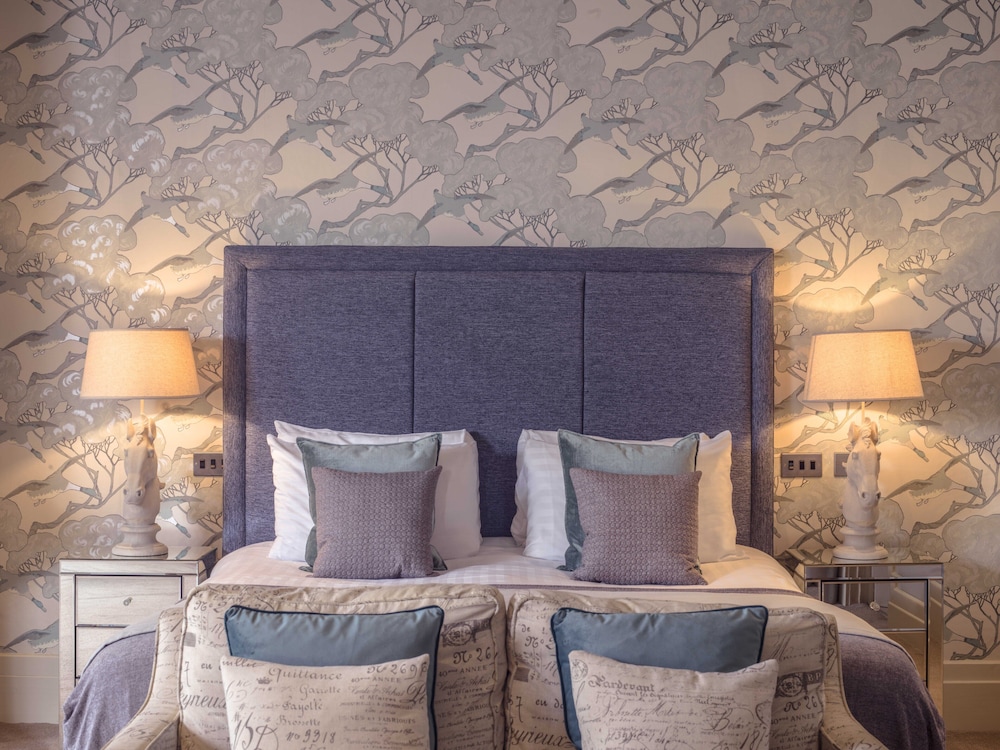 Clifton Arms Hotel — Lytham St Annes — photo 4