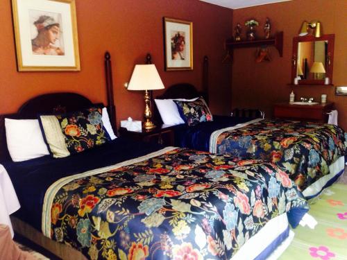 Vintage Motel - photo 2