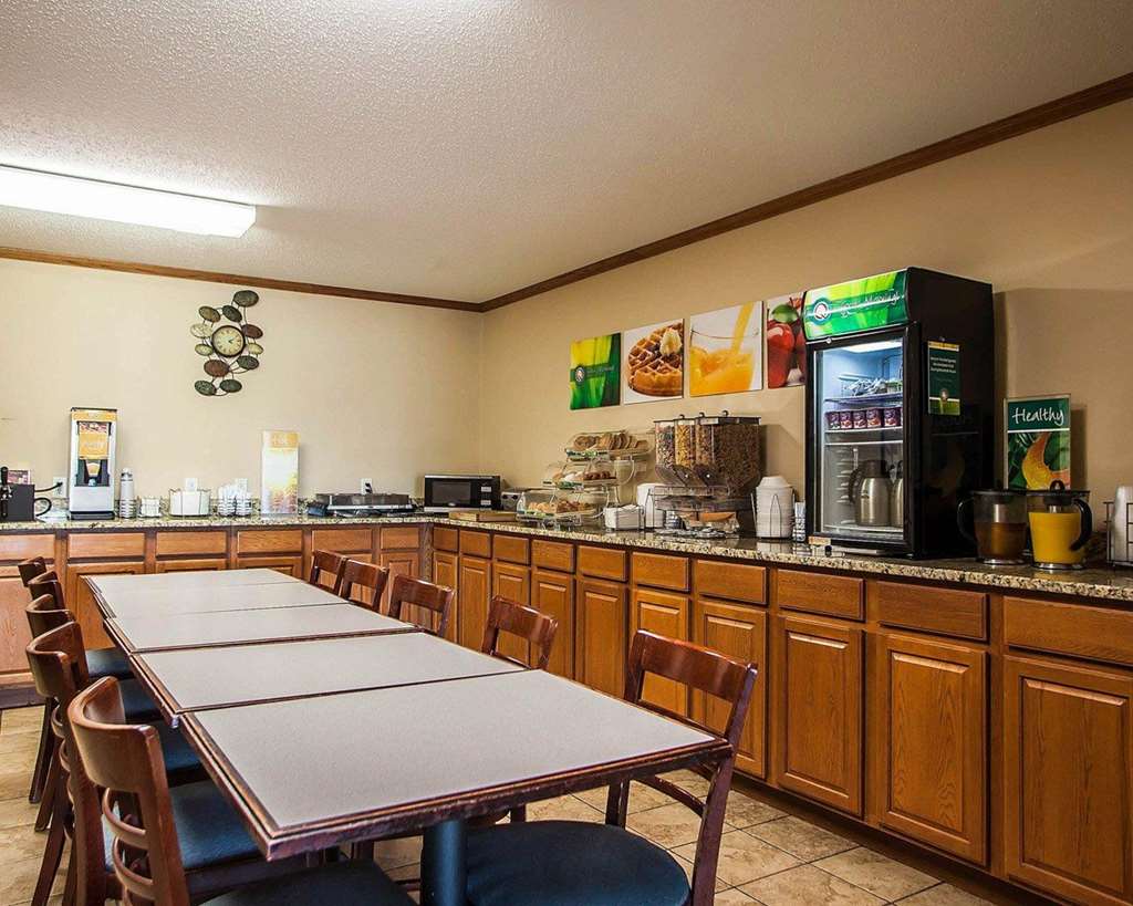Quality Inn & Suites Eldridge Davenport North - photo 38