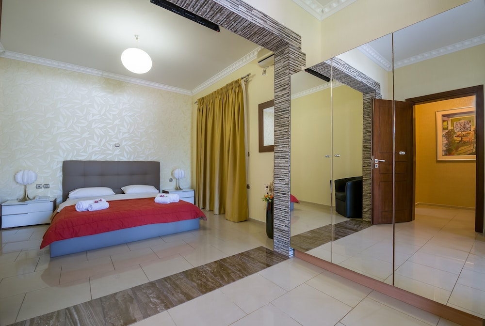Paradice Holidays for 3 — Stavros — photo 4
