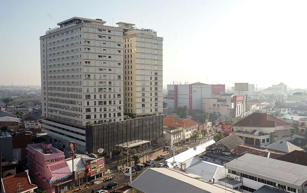 Louis Kienne Hotel Pemuda in Semarang, Indonesia