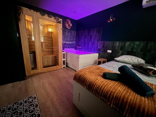 Le Speak Easy Jacuzzi Et Sauna - last minute hotel in Marseille