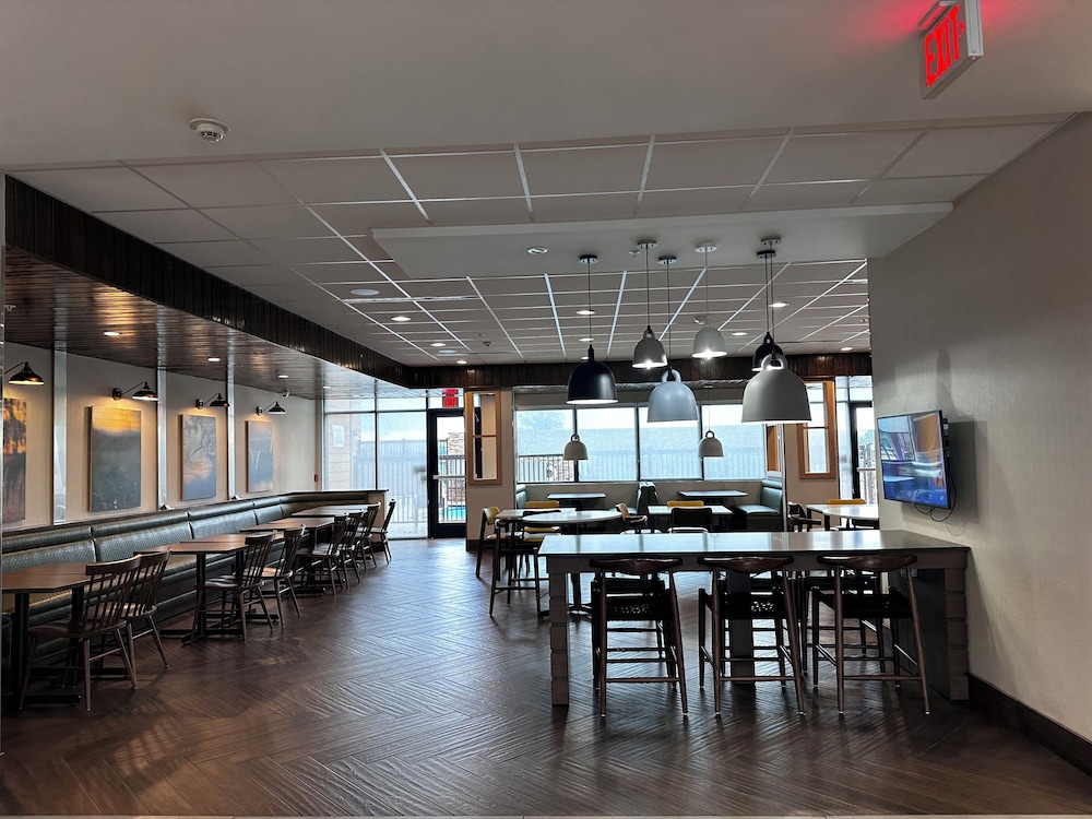 Fairfield Inn & Suites by Marriott Waller - photo 18