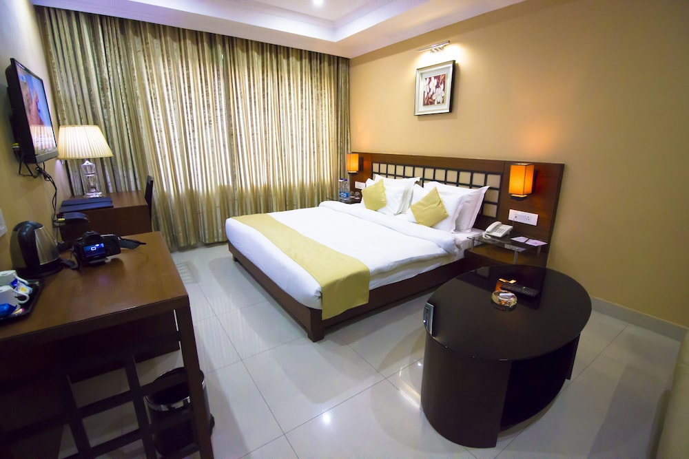 Kamlesh Continental in Angul, India