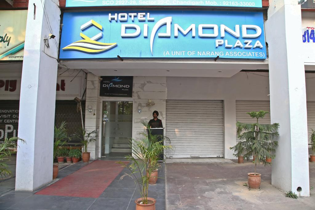 Diamond Plaza Hotel in Chandigarh, India