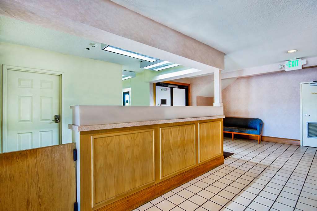 Motel 6 Jeffersonville In Louisville - photo 23