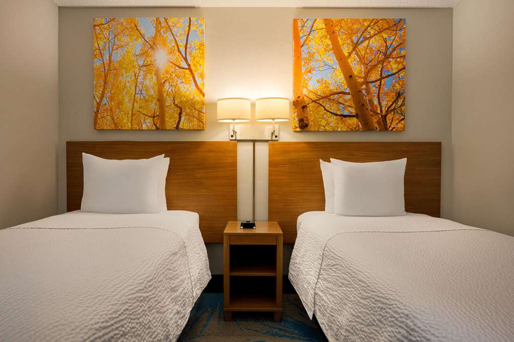 Days Inn by Wyndham Carbondale - photo 24