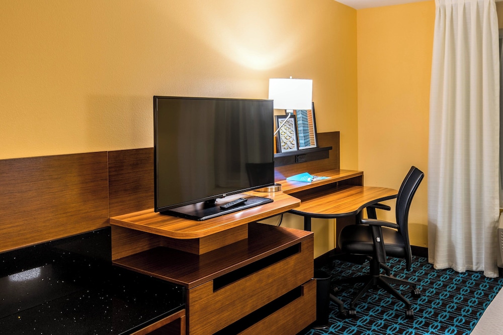 Fairfield Inn & Suites by Marriott Atlanta Fairburn - photo 23