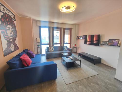 Porta Romana Lattuada 2 Broom Next To Metro — 4-Star Luxury Hotel in Milan, Italy