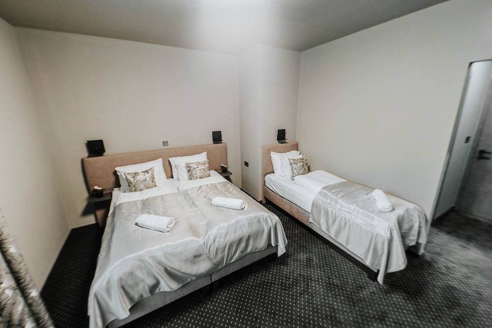 Arena Deluxe & Spa — Szeged — photo 4