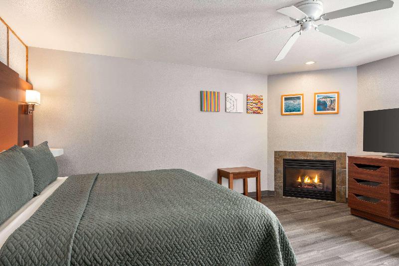 Travelodge by Wyndham Depoe Bay - photo 39