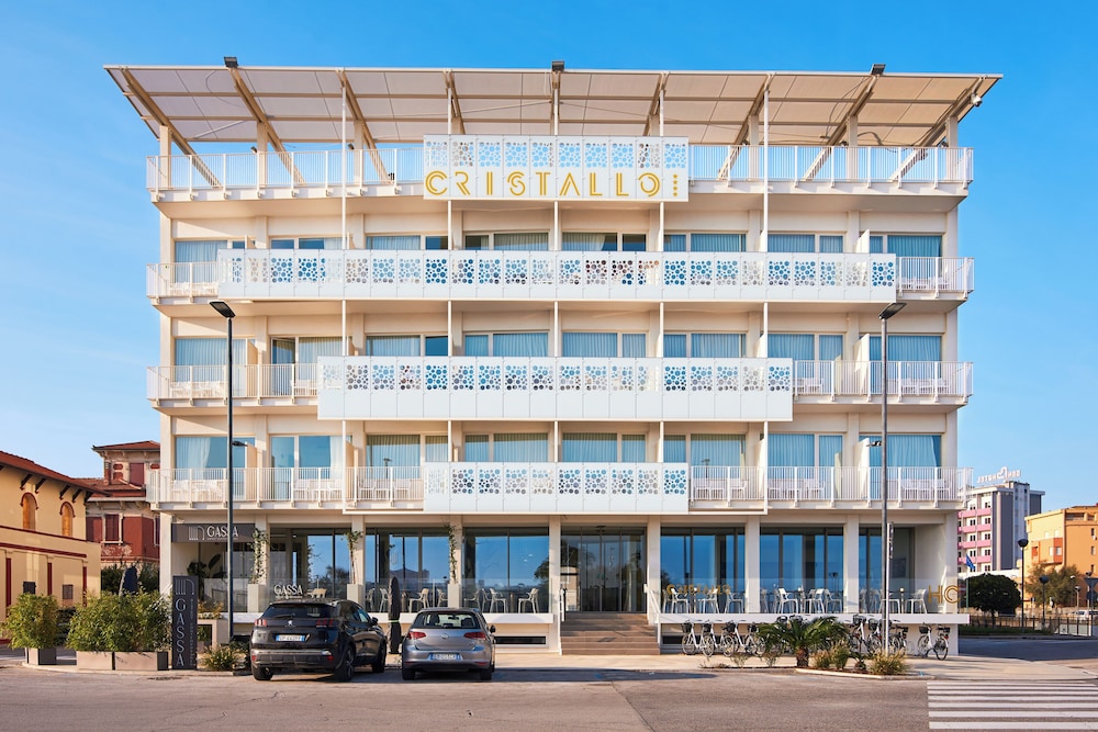 Hotel Cristallo - carbon neutral hotel in Senigallia