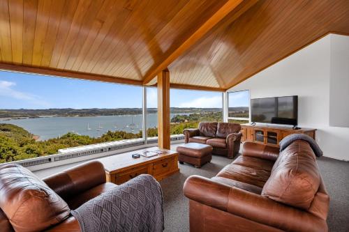 Double Bay Hideaway Kerikeri Holiday Home — 4-Star Luxury Hotel in Kerikeri, New Zealand