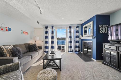 232 Edgewater Inn - photo 9