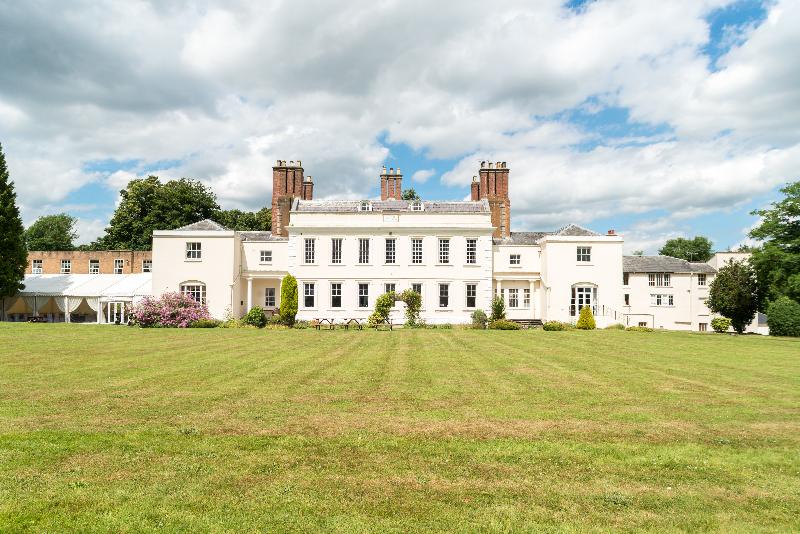 Haughton Hall — hotel in Shifnal