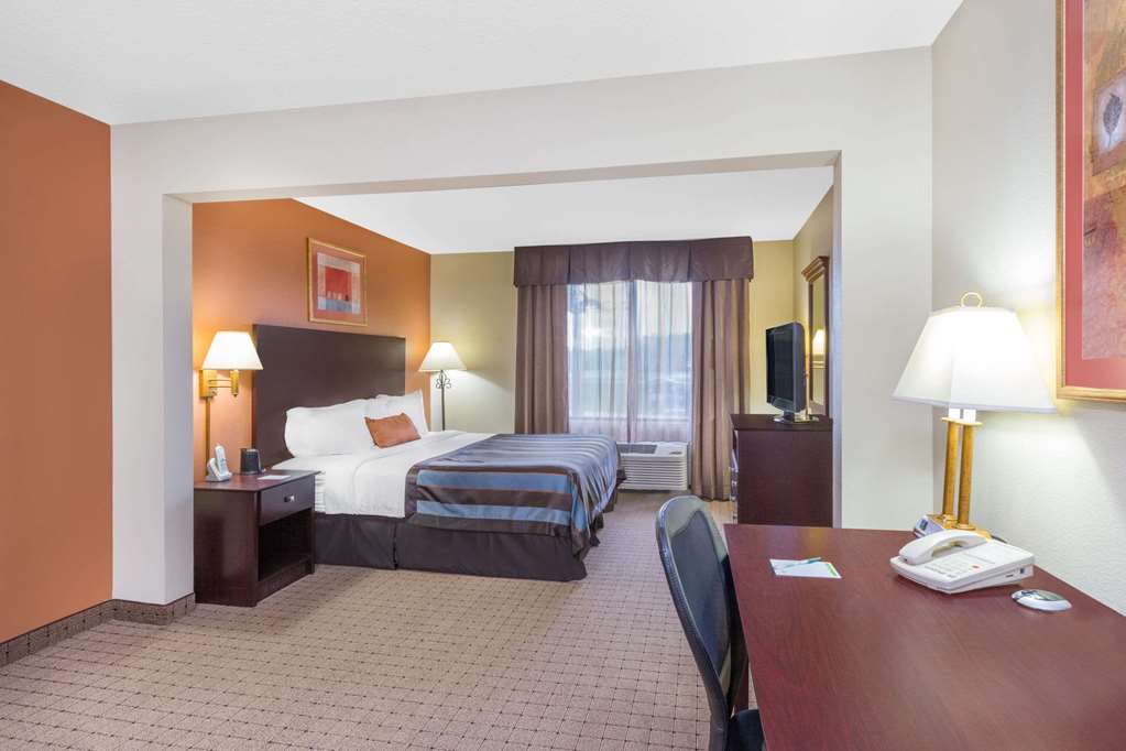 Wingate by Wyndham West Monroe - photo 5