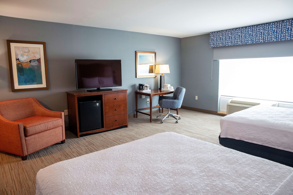Hampton Inn & Suites Jacksonville - photo 18