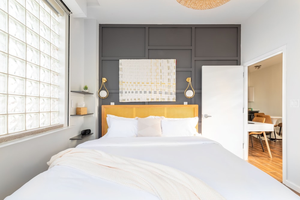 The Modernist Hotel - photo 4