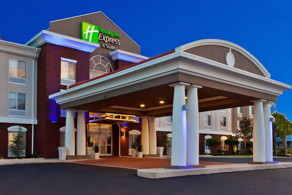 Holiday Inn Express Hotel & Suites Dothan North