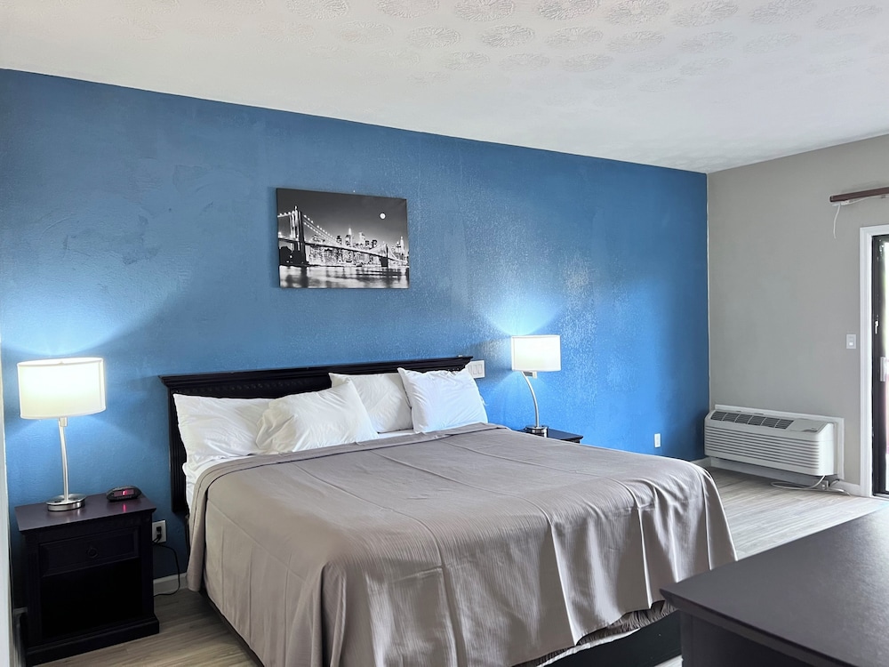 Knights Inn Dillard - photo 22