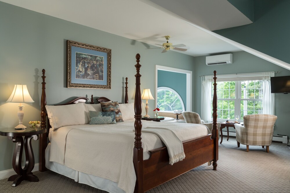 Wolf Cove Inn - photo 14