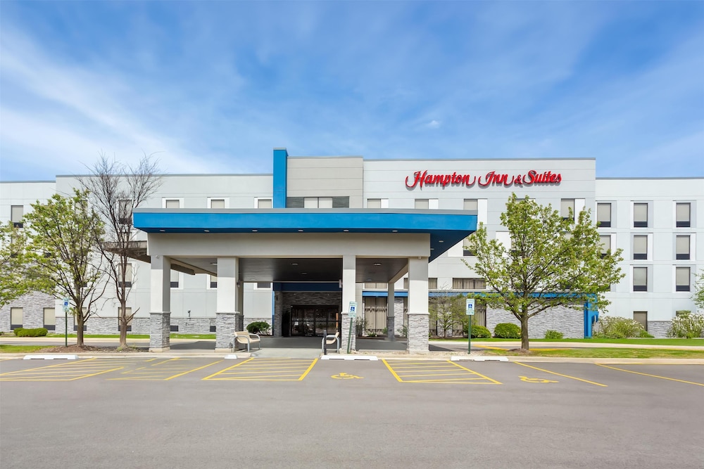 Hampton Inn & Suites Bolingbrook - photo 50
