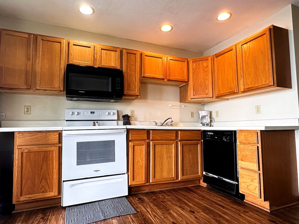 Alhonna Resort LLC - photo 104