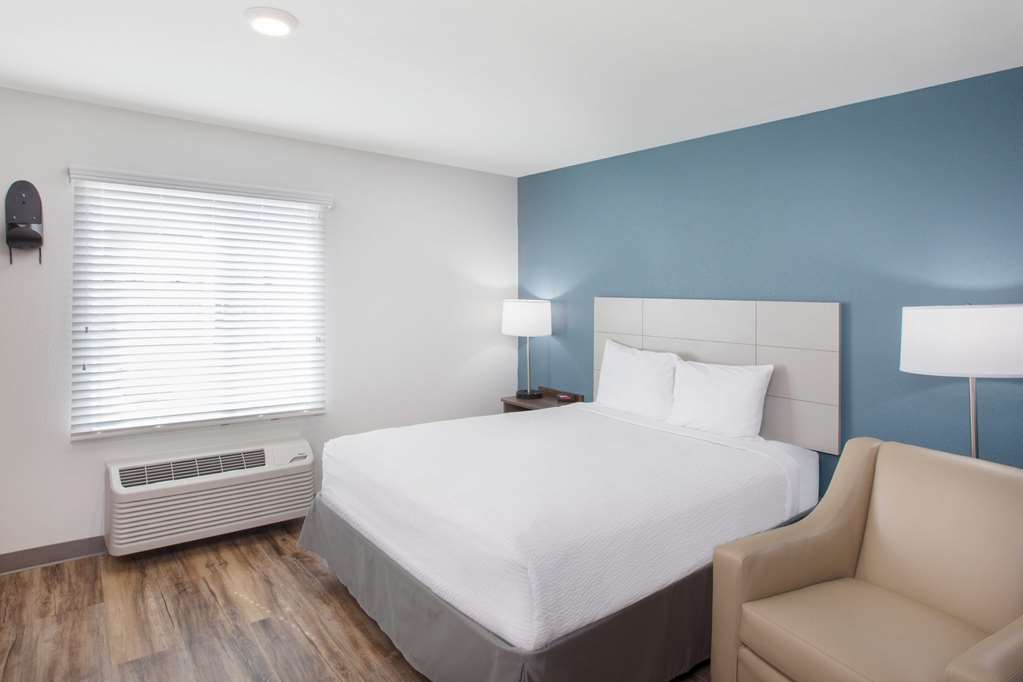 WoodSpring Suites West Monroe - photo 8