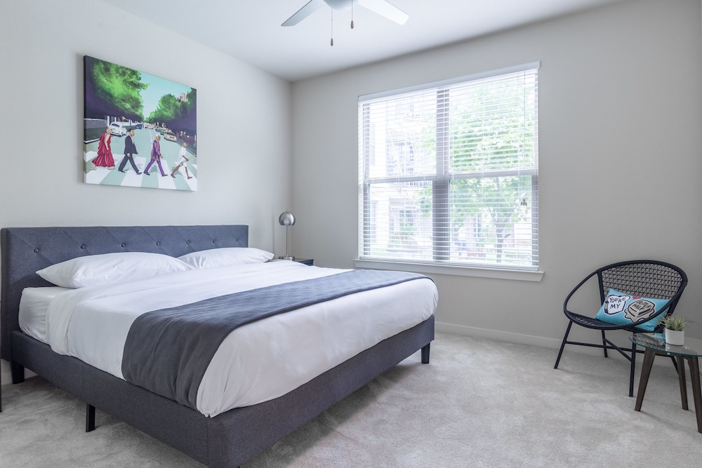 Locale Eastside - photo 12