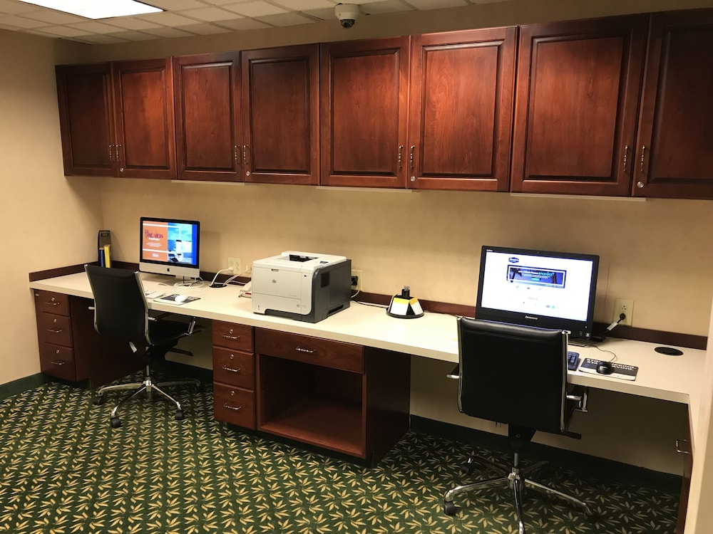 Hampton Inn & Suites Lamar - photo 111