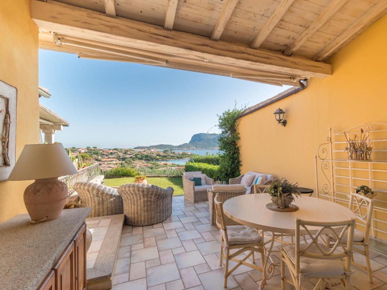 Apartment Acacia by Interhome — 4-Star Luxury Hotel in Golfo Aranci, Italy