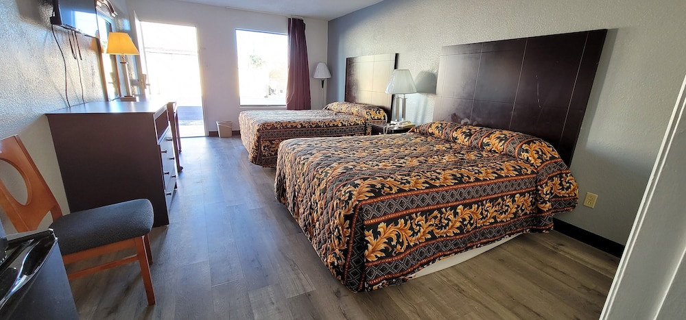 Capital Inn - photo 17