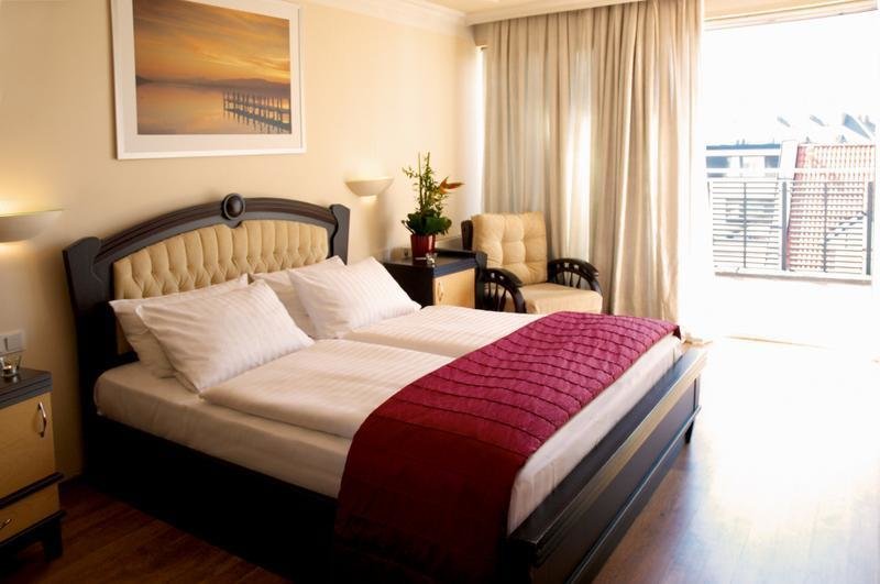 Hotel Atlas - last minute hotel in Schaftlarn