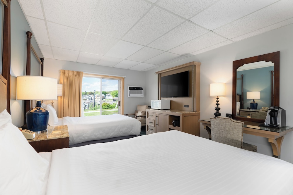 Boothbay Harbor Inn - photo 29