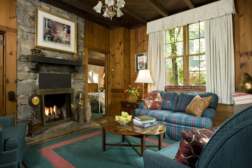 1906 Pine Crest Inn - photo 28