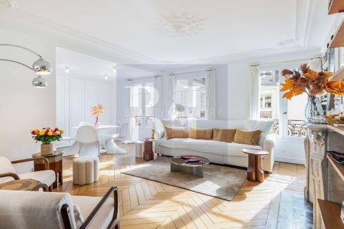Dauphine Saint Germain 6th Arr 2bedrooms - last minute hotel in Paris
