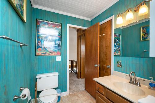 A Pirate's Paradise by Oak Island Accommodations - photo 27