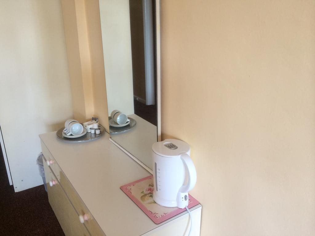 Auckland House — 4-Star Luxury Hotel in Shanklin, United Kingdom