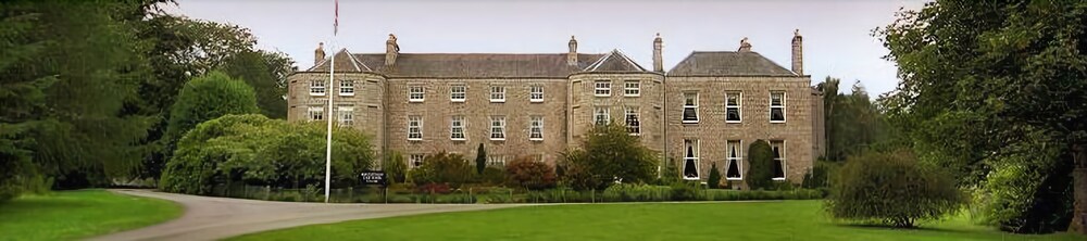 Castle Hotel - carbon neutral hotel in Huntly