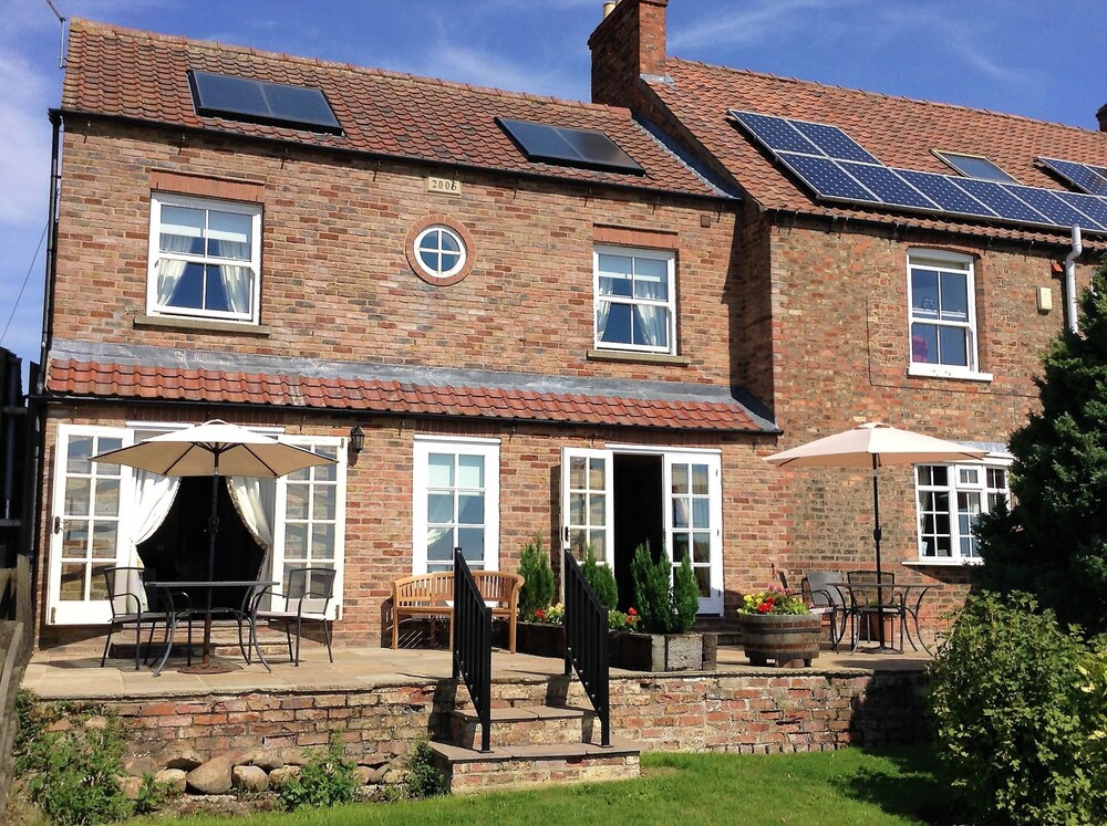 Hazelwood Farm B&B — 4-Star Luxury Hotel in York, United Kingdom
