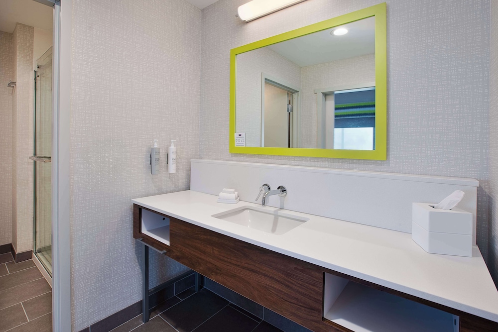 Hampton Inn & Suites by Hilton Indianapolis South Greenwood - photo 20