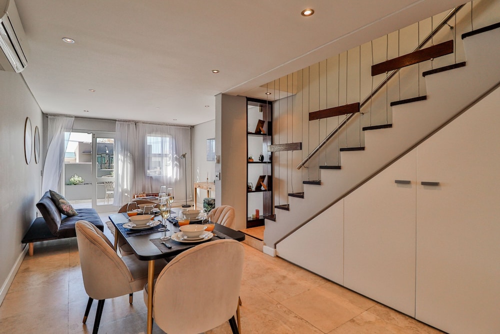 Loader Street Studios 5 by CTHA — 4-Star Luxury Hotel in Cape Town, South Africa