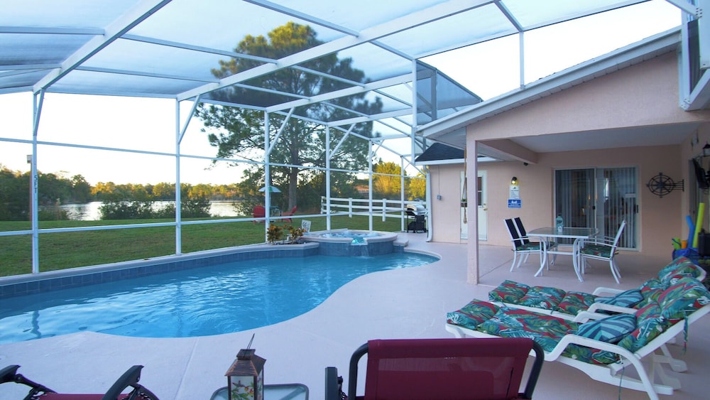 Hummingbird Haven - last minute hotel in Davenport