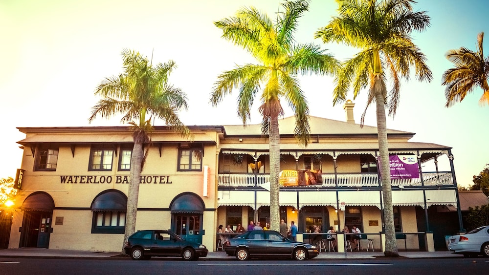 The Waterloo Bay Hotel - last minute hotel in Wynnum