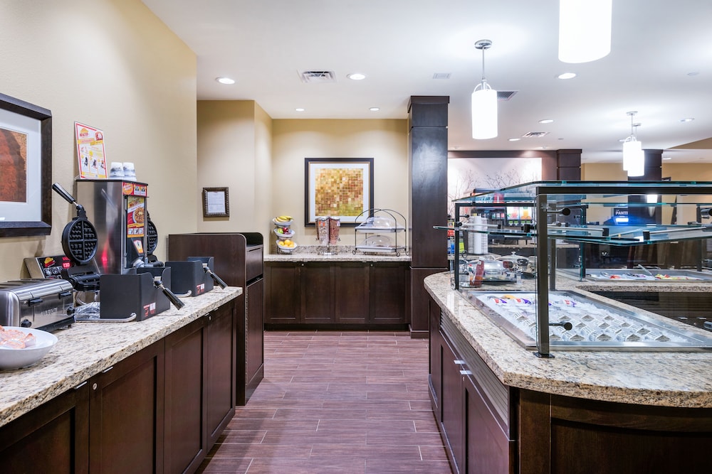 Staybridge Suites Eau Claire Altoona by IHG - photo 50