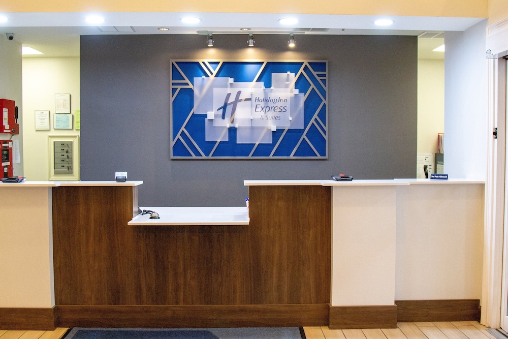 Holiday Inn Express & Suites Cullman - photo 42