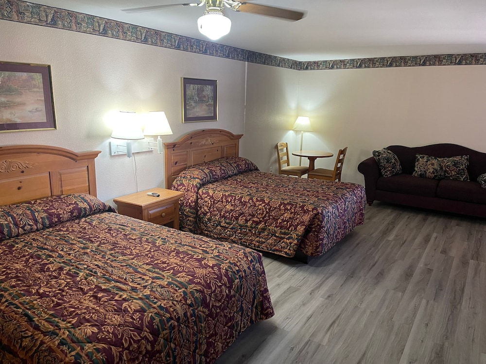 Motel 7 By Oyo Near Phoenix Airport - photo 13