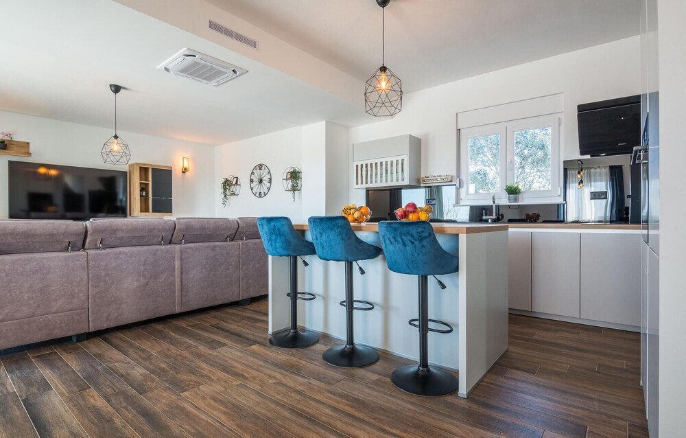 Stunning Home In Vrsi — Vrsi — photo 5